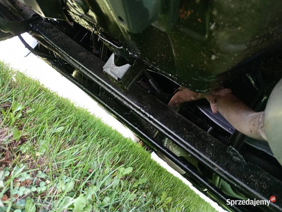 Sprzedam Toyota Verso 18 benzyna kolor czarny Rok produkcji 2010 Przemyśl sprzedam