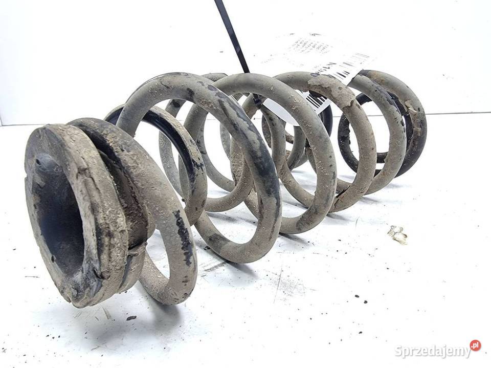SPRĘŻYNY TYŁ AUDI A3 8L osobowe Lipno