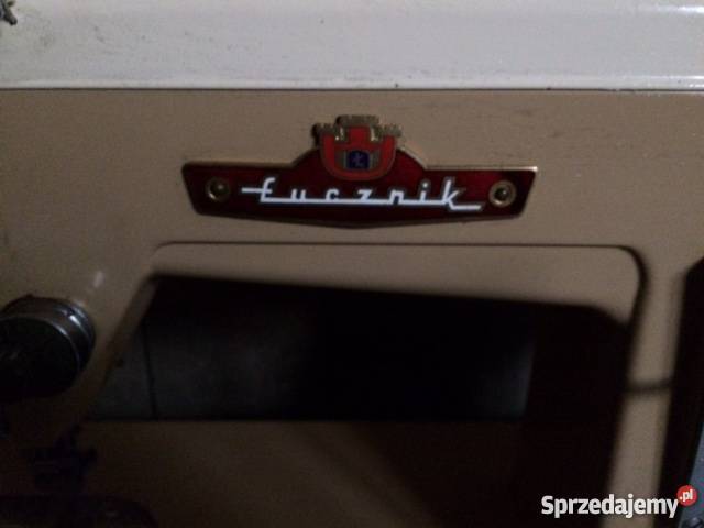 Maszyny do szycia ŁUCZNIK KL 82 i ŁUCZNIK 413 Wrocław