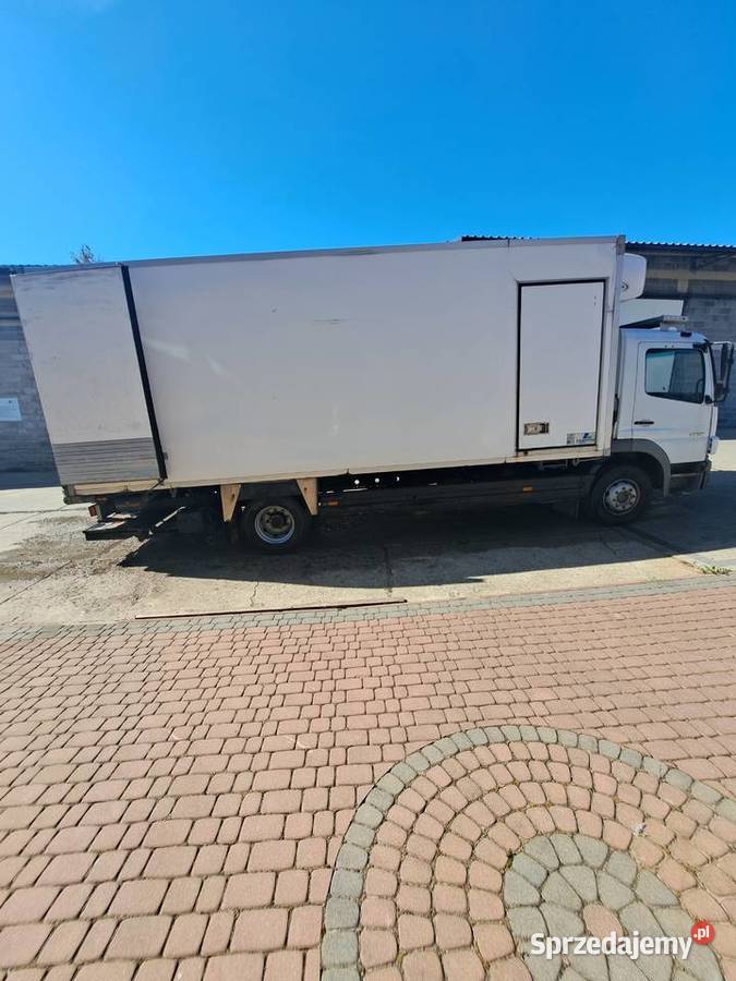 Mercedes atego 1318 Niepołomice