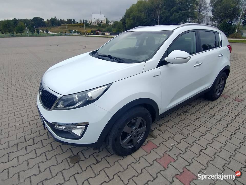 Kia SPORTAGE 20 CRDi BOGATA WERSJA WYPOSAŻENIA napęd 4x4 Motoryzacja Morawica