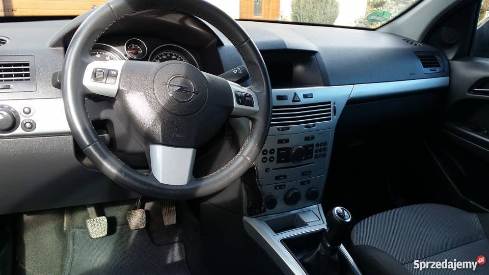 Opel Astra H 2009 145 000 Benzyna Hatchback wspomaganie kierownicy Wielmoża