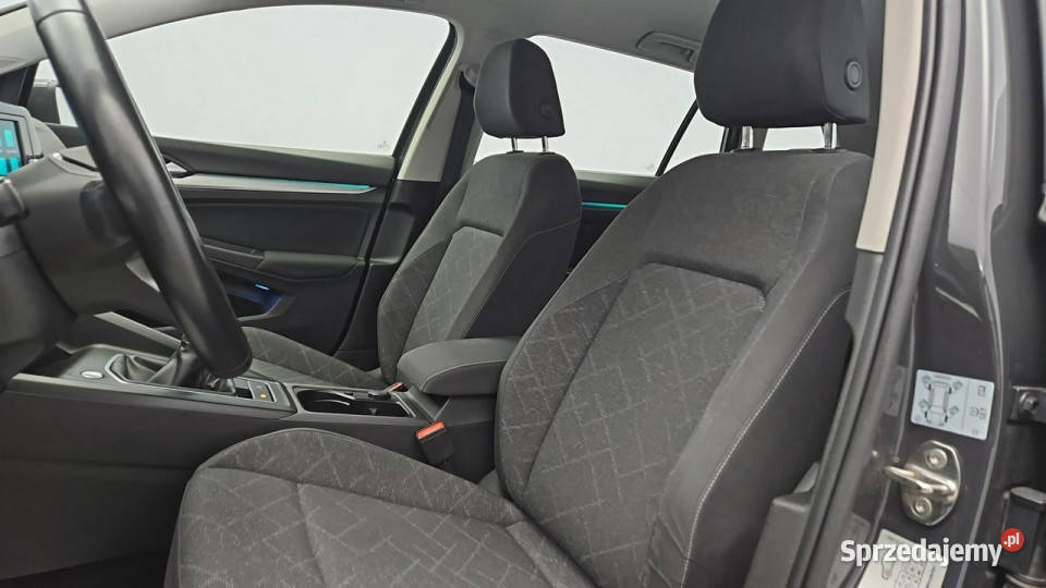Volkswagen Golf 20 TDI Life Z Polskiego Salonu światła LED Warszawa