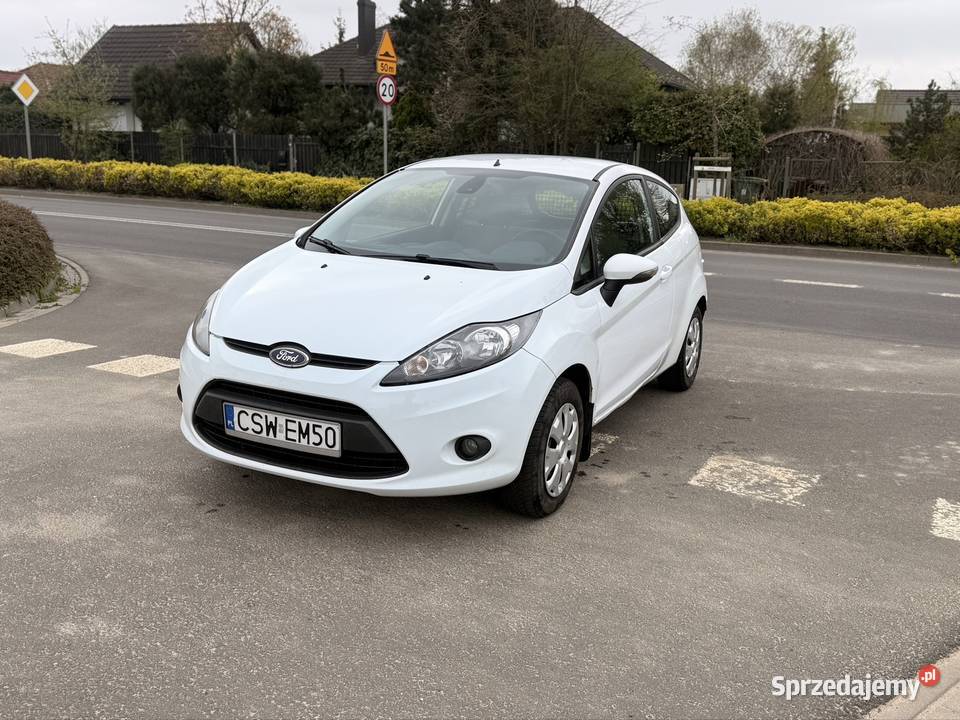 2kpl kół Ford Fiesta MK7 2012r 16CDTI biały Gniezno sprzedam