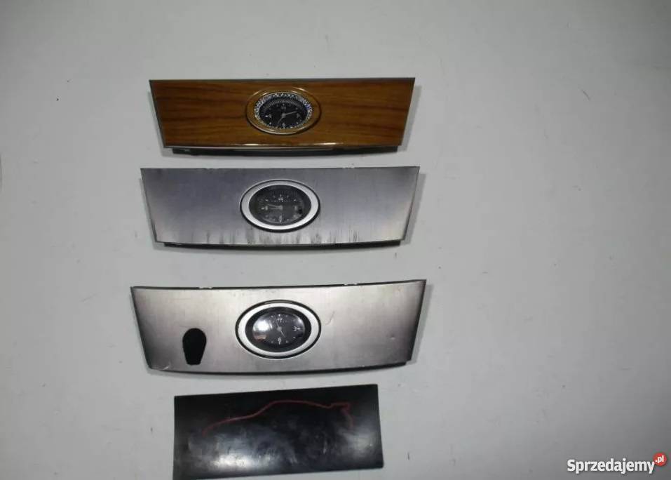 INFINITI FX 35 45 PANEL Z ZEGARKIEM 68410CG000 osobowe