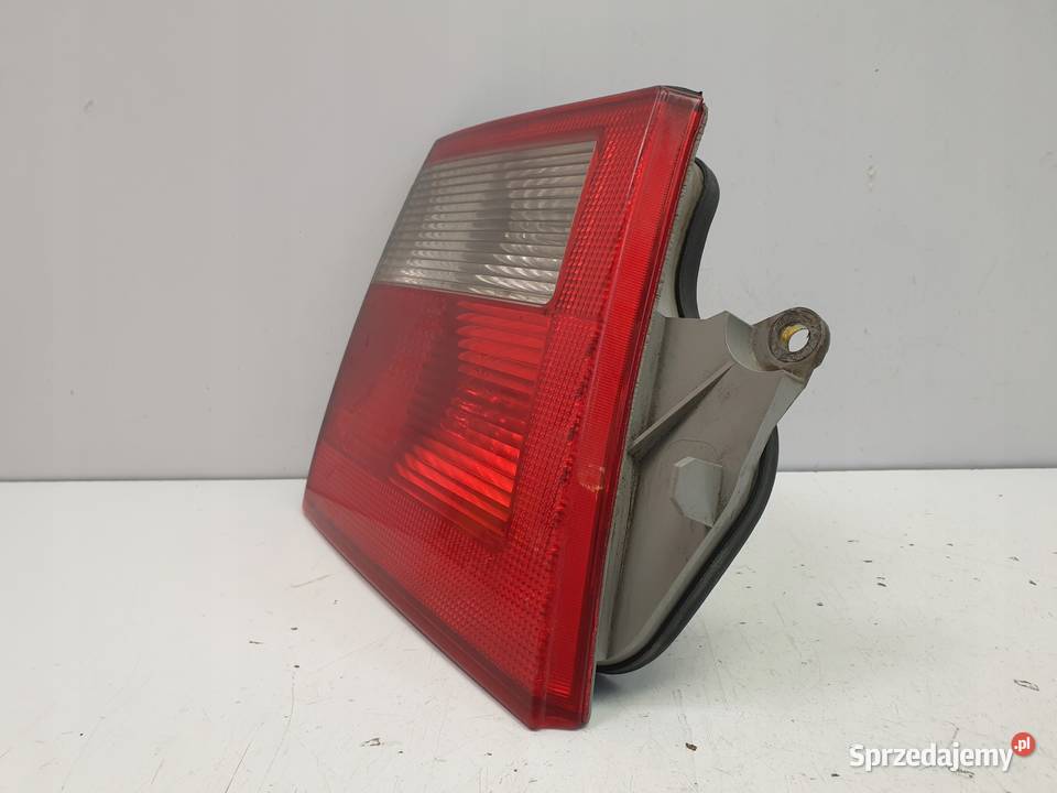 Saab 95 95 LIFT KOMBI TYLNA LAMPA LEWA lewy tył Janów