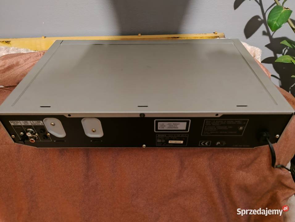 Sprzedam odtwarzacz CD sony cdp xe model 510 w Trzebuska