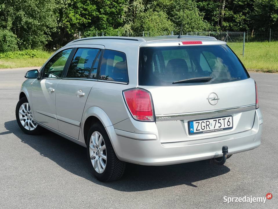 Opel Astra Kombi zar w benzyna 18 zadbany nieuszkodzony Gryfino