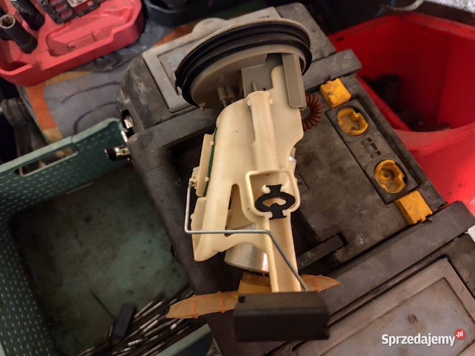 Wstepna pompka paliwa Mysłakowice