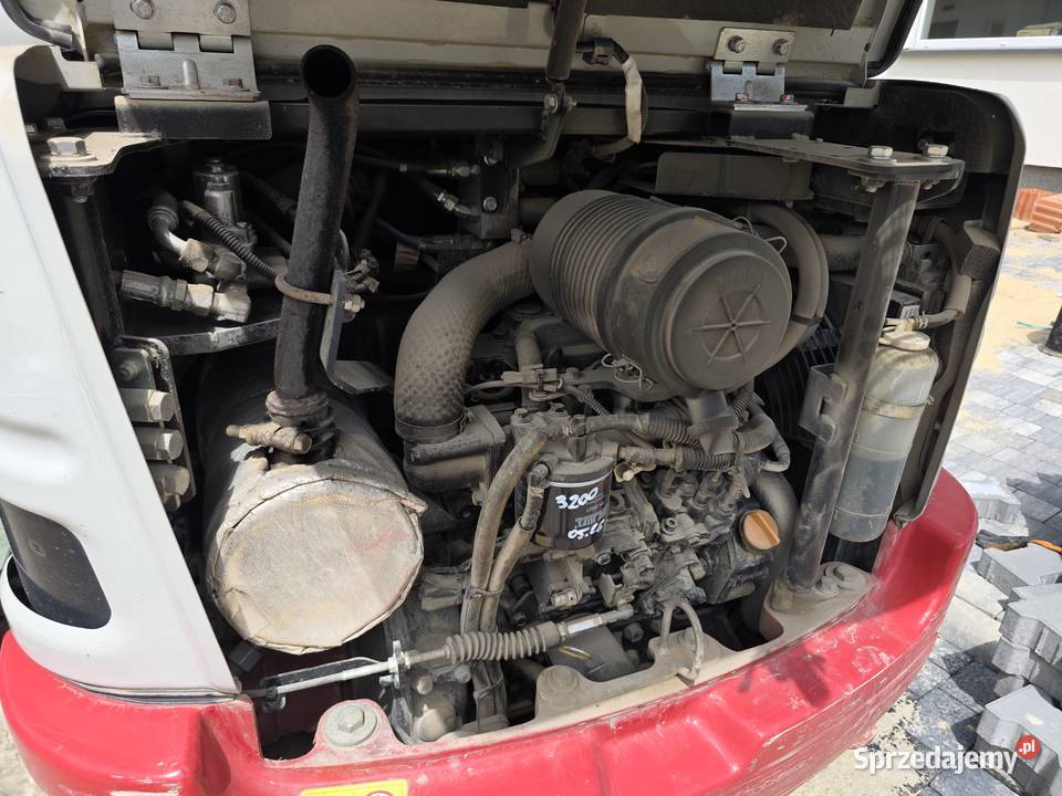 koparka TAKEUCHI TB 225 Łubie