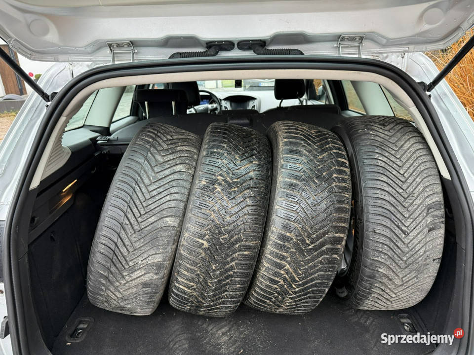 Ford Focus zadbany oryginalny przebieg 100 czujnik zmierzchu Poznań