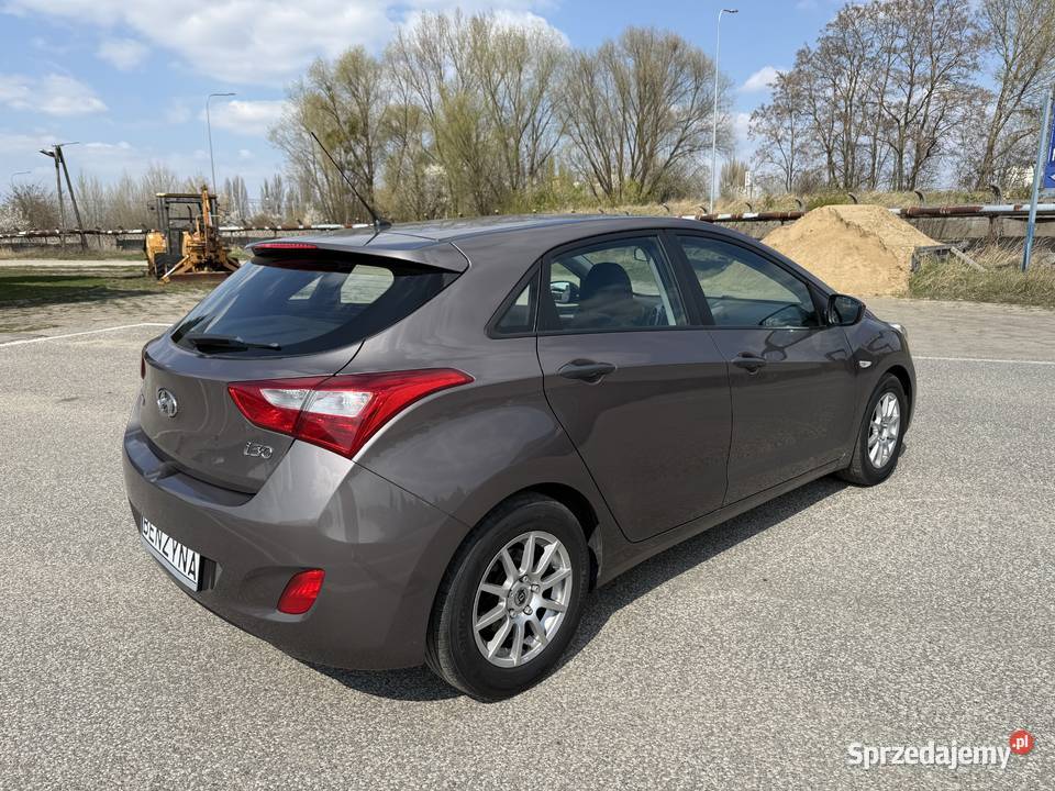 Hyundai i30 14 BENZYNA Klimatyzacja Ledy Konin