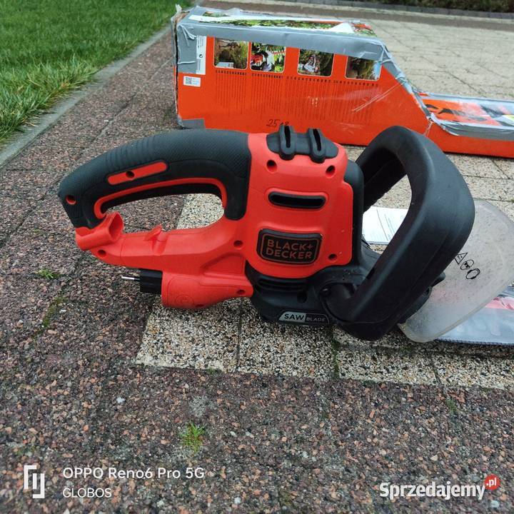 Black and Decker BEHTS501 Sawblade Hedge Trimmer 600mm