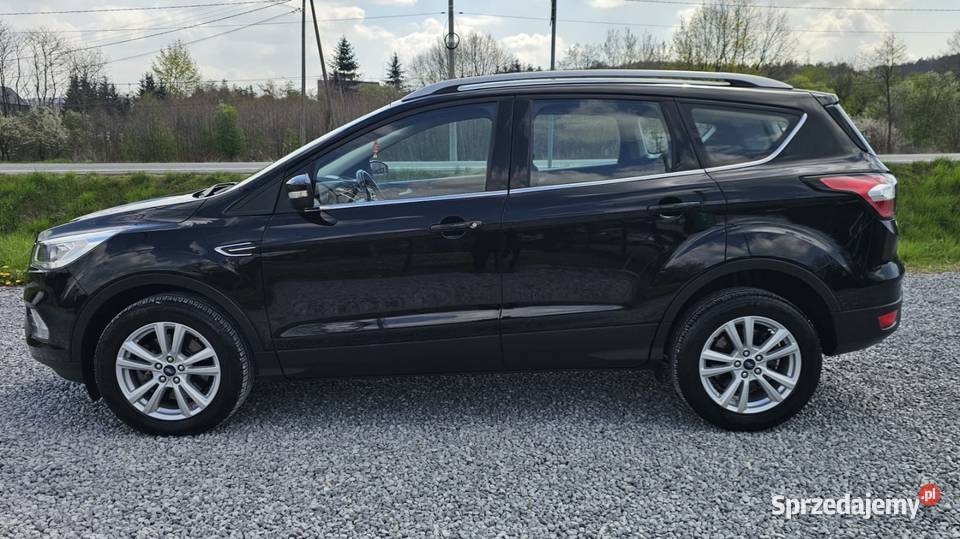 FORD KUGA czarny podkarpackie Latoszyn