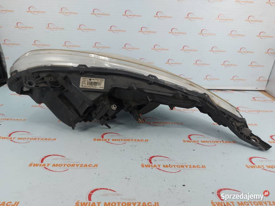 PEUGEOT 208 I lampa prawa przód ANGLIK Kielce