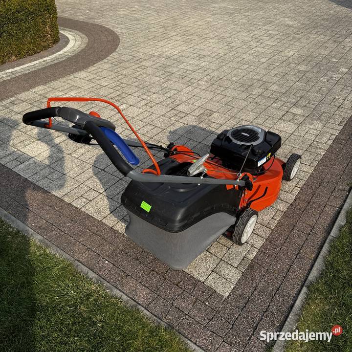 Kosiarka spalinowa Husqvarna R 150 SV kosz 2970