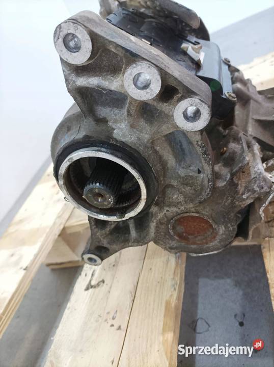 DYFERENCJAŁ REDUKTOR MOST PRZÓD KL 32 PENTASTAR Rok produkcji 2014