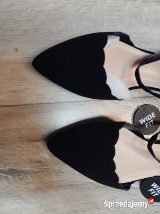 42 Czarne baleriny wieczorowe z zapięciem NOWE małopolskie Kraków sprzedam