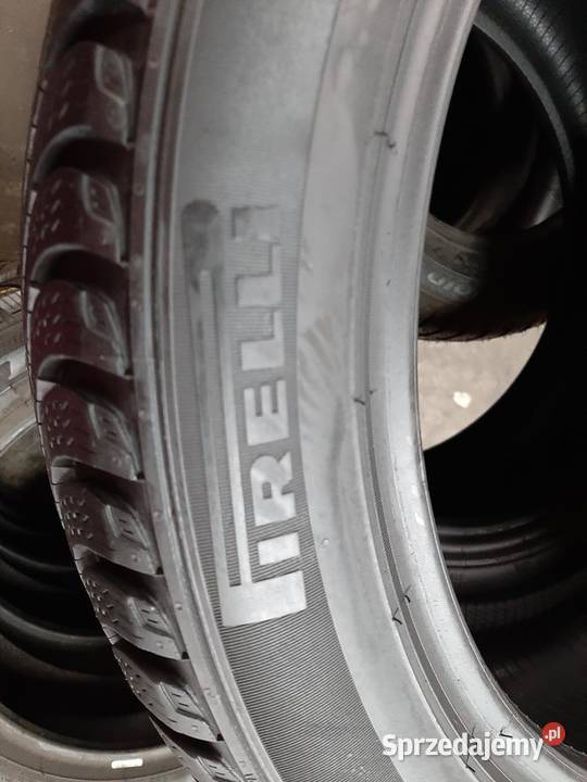 2x Opona UŻYWANA ZIMOWA 20550R17 PIRELLI 170 Samochodowe Motoryzacja Zaścianki