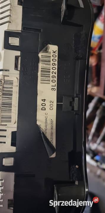 Licznik zegary Audi A3 8L 8L0920900k Bodzentyn