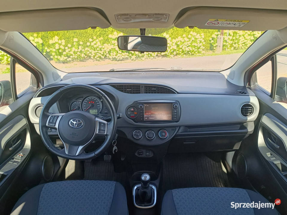 Toyota Yaris FL 10VVTi 69 Eu6 Klima Navi III gniazdo USB Yaris śląskie Goczałkowice-Zdrój
