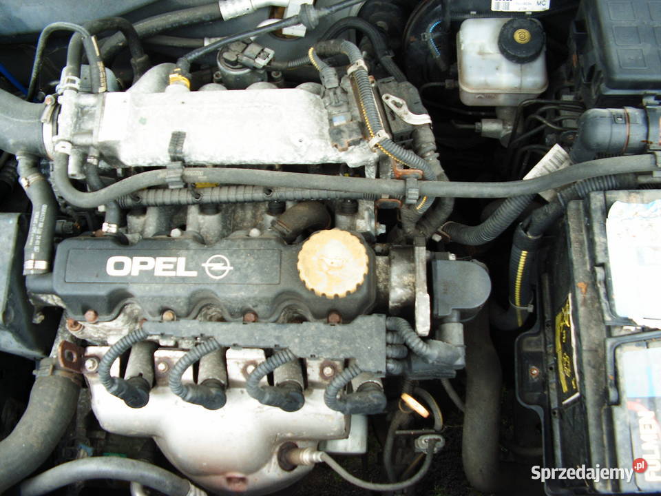 Opel Astra 16 Etylina 2002 ropłacona kurtyny powietrzne sprzedam