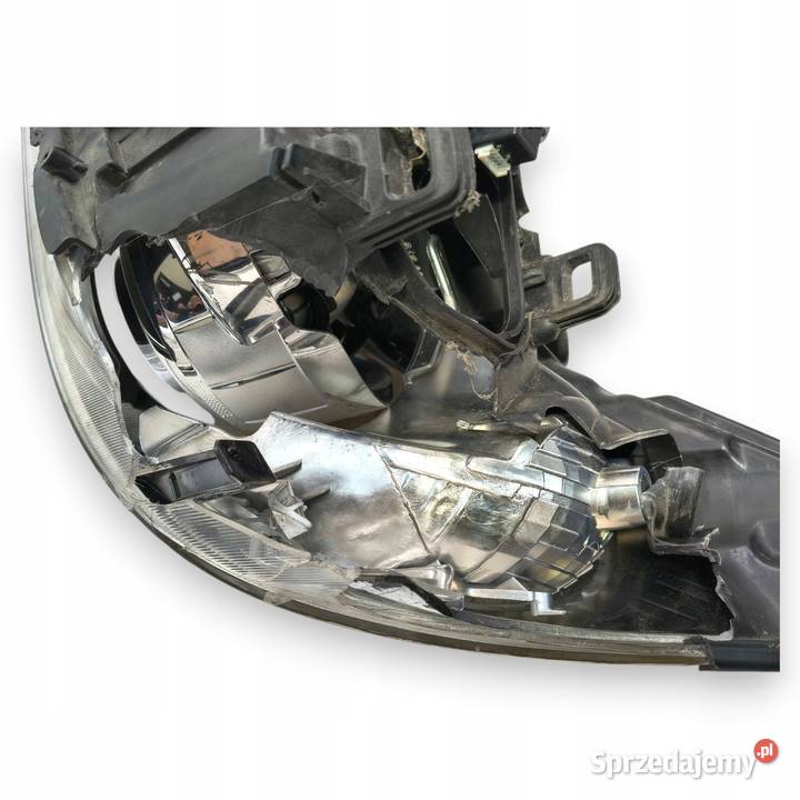 LAMPA PRAWA Volvo S60 II V60 XENON 20102013 osobowe
