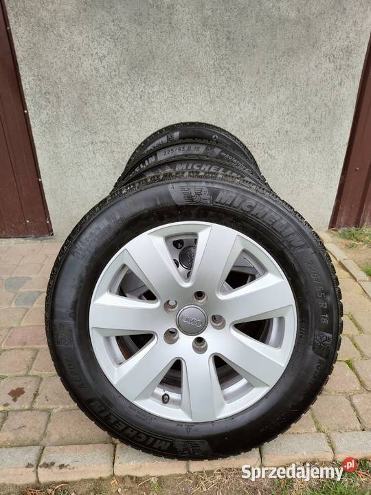 Opony z felgami Audi A4 B8B9 Super Stan Zwoleń