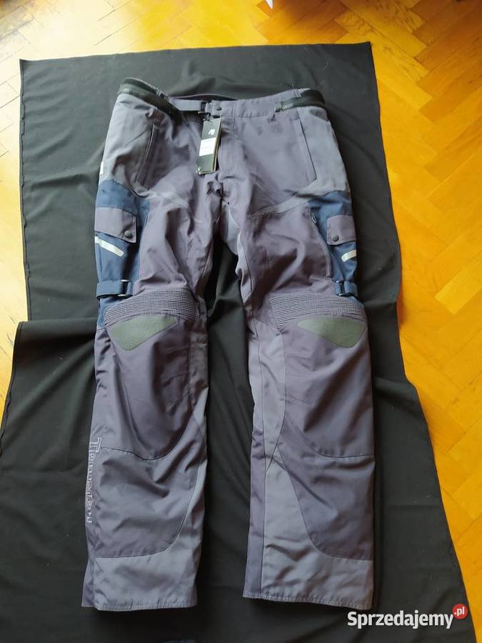 Nowe Spodnie motocyklowe Triumph Navigator Jeans