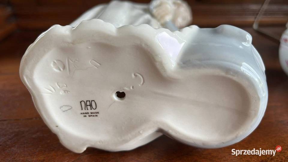 Figurka dziewczyny myjącej nogi 1966r Lladro Gdańsk sprzedam