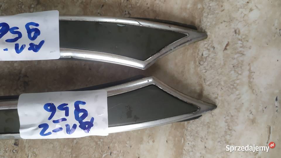 Mercedes W123 Listwa słupka C zielona L i P listwy boczne Łagiewniki sprzedam