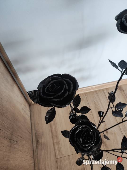 Róża metalowa Rosochata