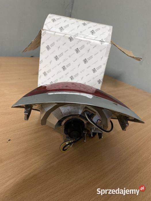 Lampa Piaggio Vespa Primavera full led tył tylna