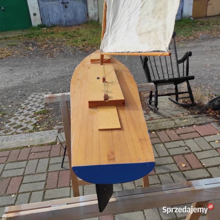 Żaglówka sterowana drewniana na pilota Legnica