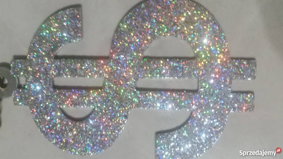 wisiorek łańcuszek biżuteria zawieszka imprezowy świętokrzyskie