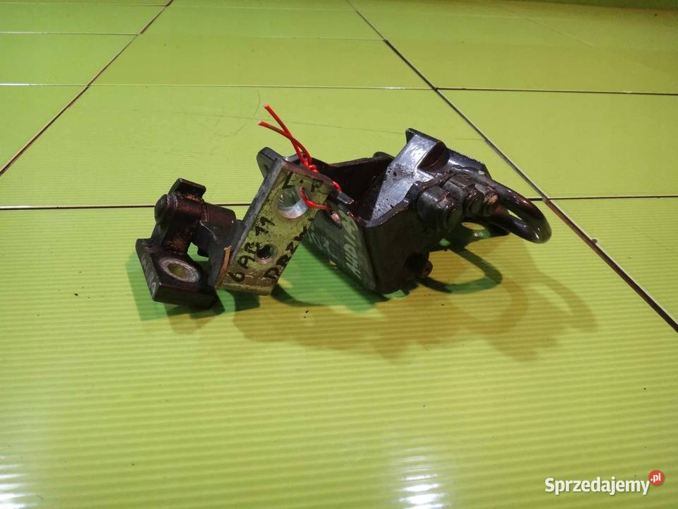 A3 8P LIFT 09r CABRIO zawiasy drzwi lewe przod Suków