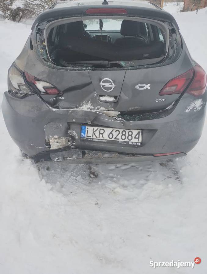 Opel Astra j uszkodzony diesel lubelskie Zakrzew
