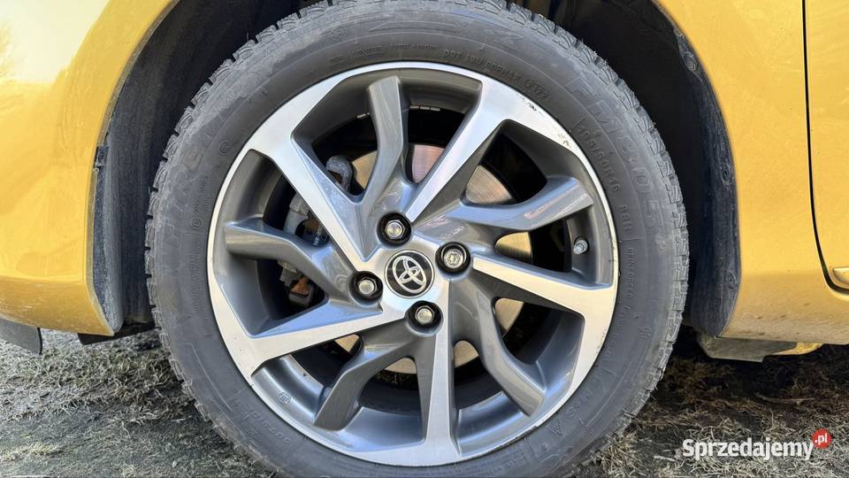 Toyota Yaris Hybrid Y20 Gold Edition Yaris Warszawa sprzedam