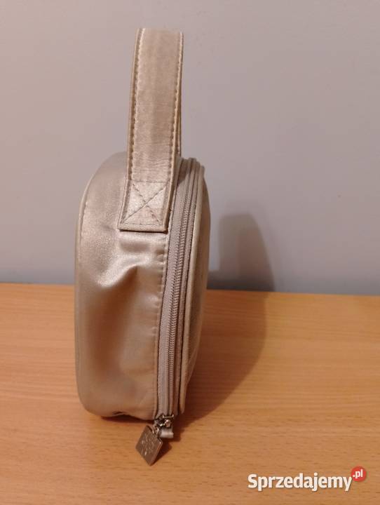 KOSMETYCZKA BODY SHOP satynowa srebrna z rączką wielkopolskie