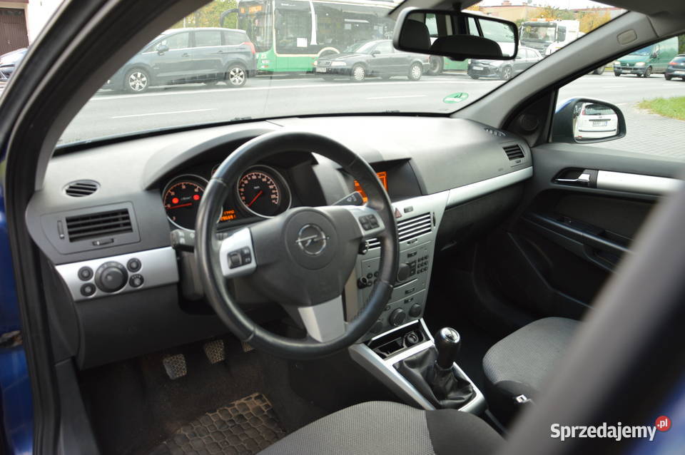 Opel Astra 17 Diesel Niemcy StanBDB Klima 2009 VAT marża Częstochowa