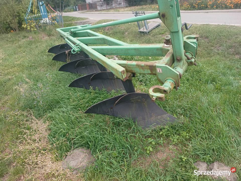 Pług 5 skibowy duży nowy na wysokiej słupicy Łubnice