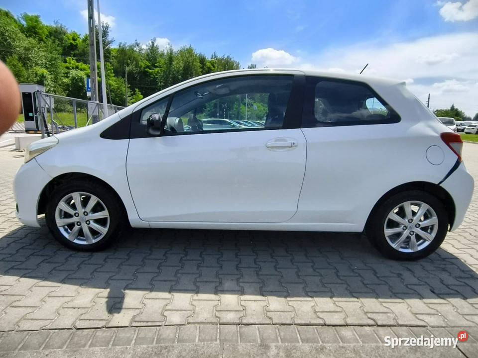 Toyota Yaris 10 benzyna 70 PORYSOWANA Kęty