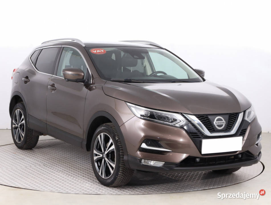 Nissan Qashqai 12 DIGT SUV