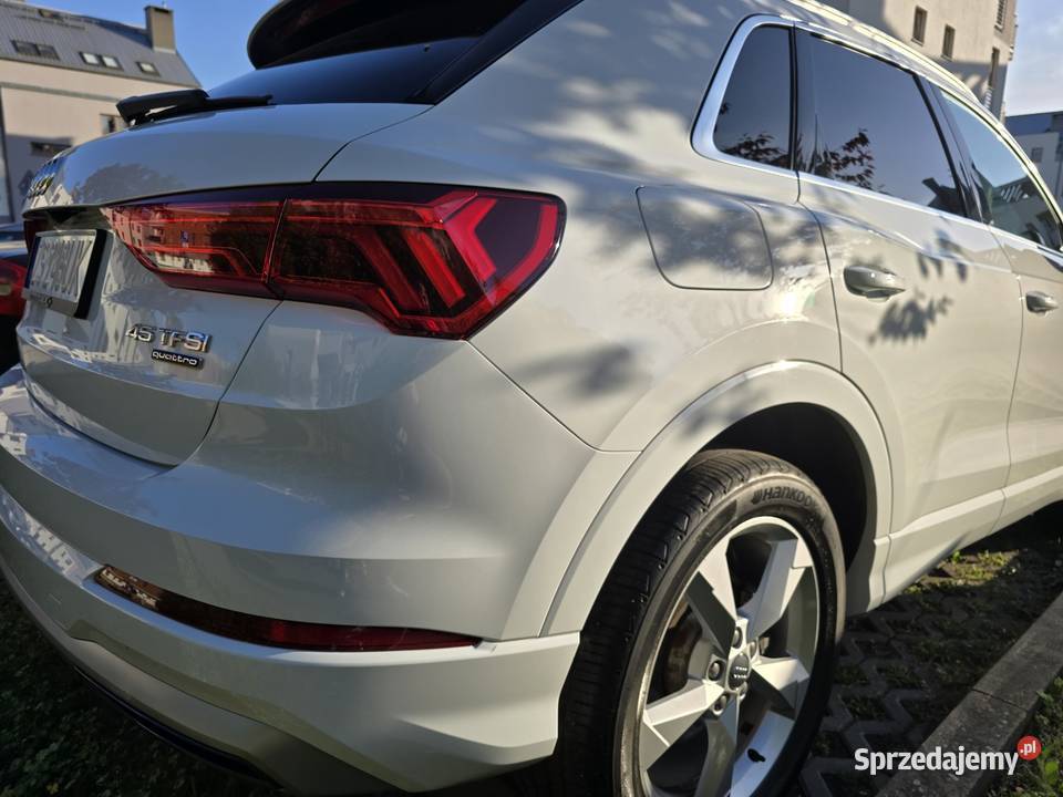 Audi q3 45tfsi Premium S line virtual cocpit ABS Szczecin