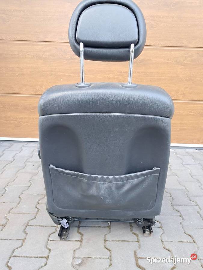Mercedes w211 Fotel przedni Rok produkcji 2003 świętokrzyskie sprzedam