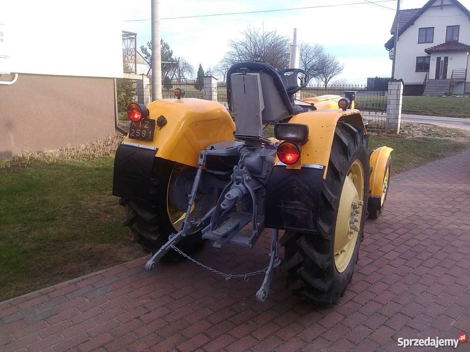 Ursus c 328 c 330 z dokumentami świętokrzyskie Rzepin Drugi