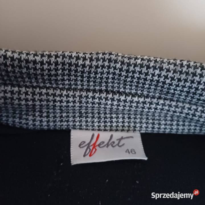 Bluzka damska czarna w serek 46 Sieradz