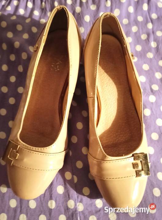 beżowe lakierowane czółenka Częstochowa sprzedam