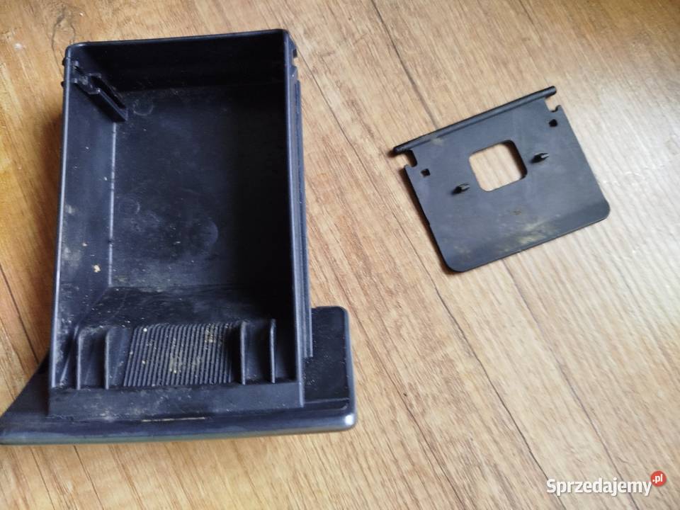 Kia Rio oryginalna popielniczka Oświęcim