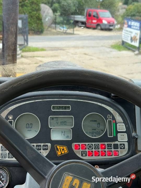 Sprzedam ciągnik jcb fastrac Głogów
